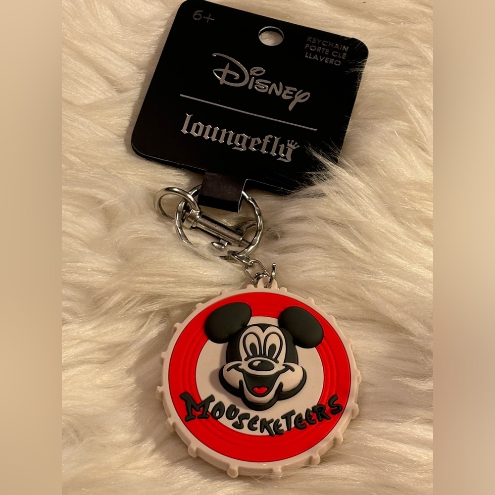 Loungefly Disney 100th Anniversary Mickey Mouseketeers Drum 3D Keychain - Picture 4 of 5